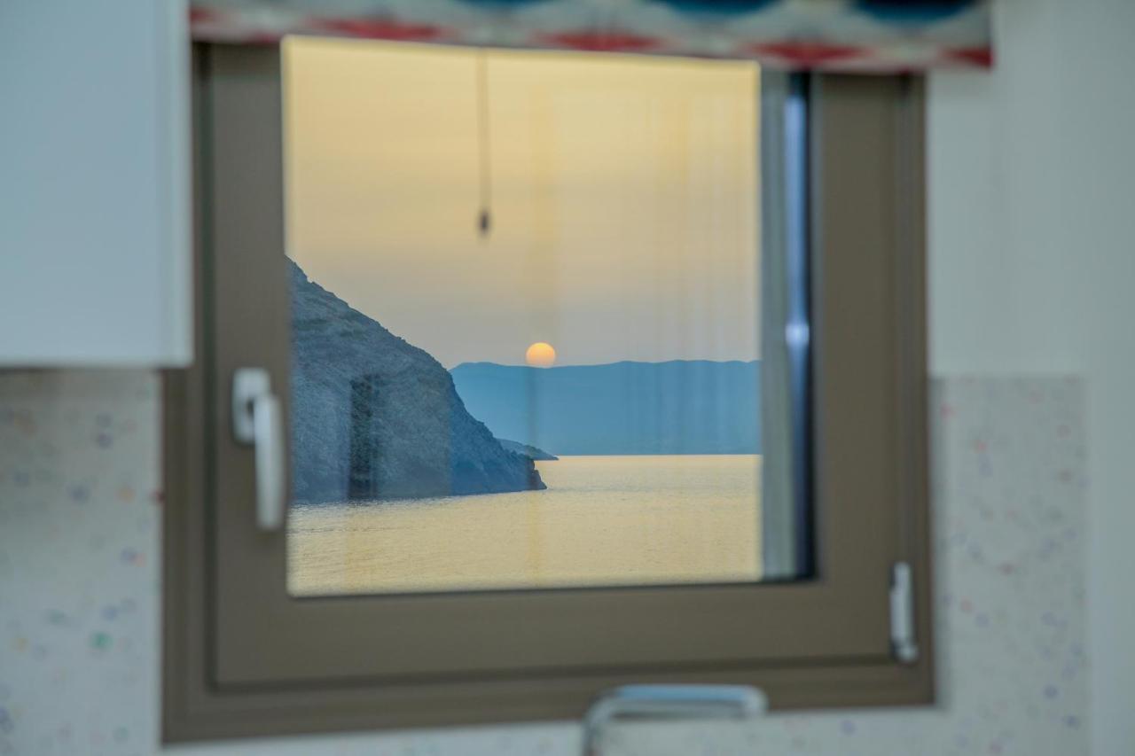 Almyra Seaside House Mokhlos Exteriör bild